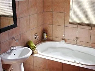 Bed & Breakfast Sharon's Pilanesberg